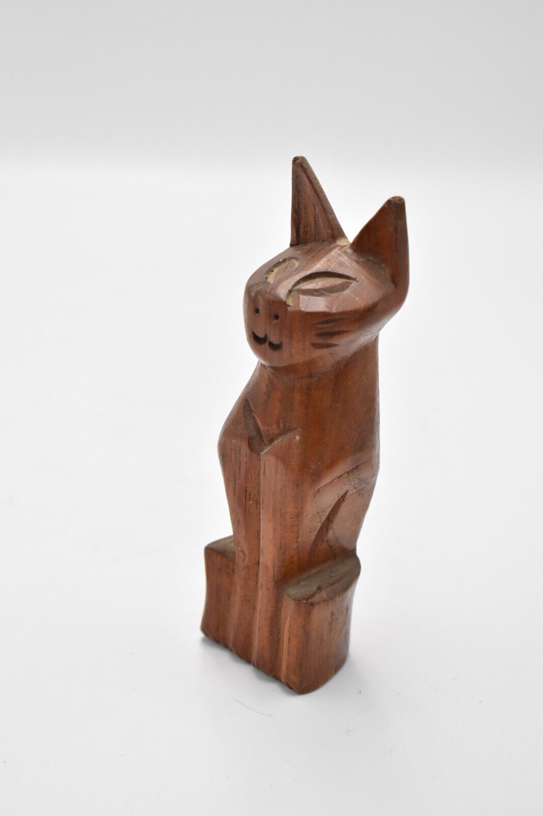 Vintage Hand Carved Wooden Cat Figurine Statue Ornament