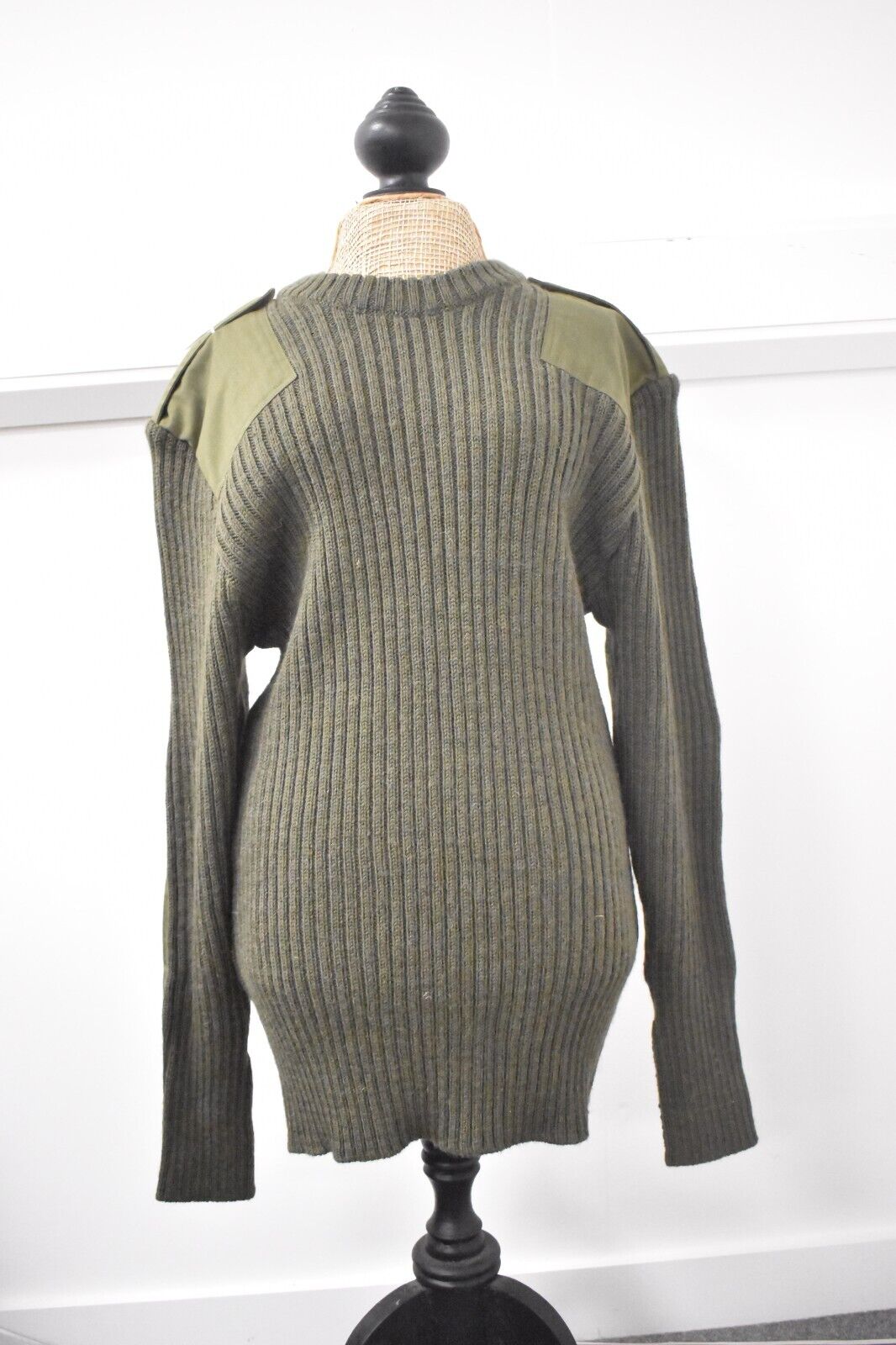 British Army Olive Green Wool Jumper Pullover Thermal Jersey - Size 100cm, Grade