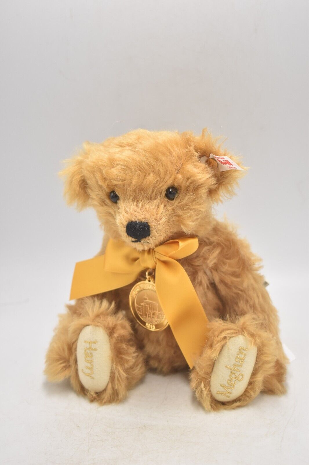 Steiff Harry & Meghan Royal Wedding Bear 690464 – Limited Edition – Retired