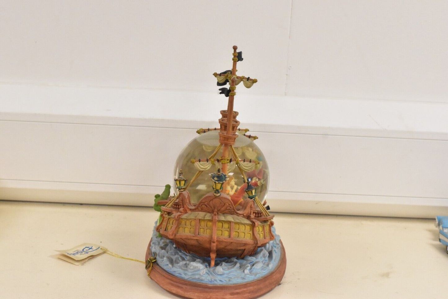 Disney "You Can Fly" Peter Pan & Captain Hook Pirate Ship Musical Snow Globe