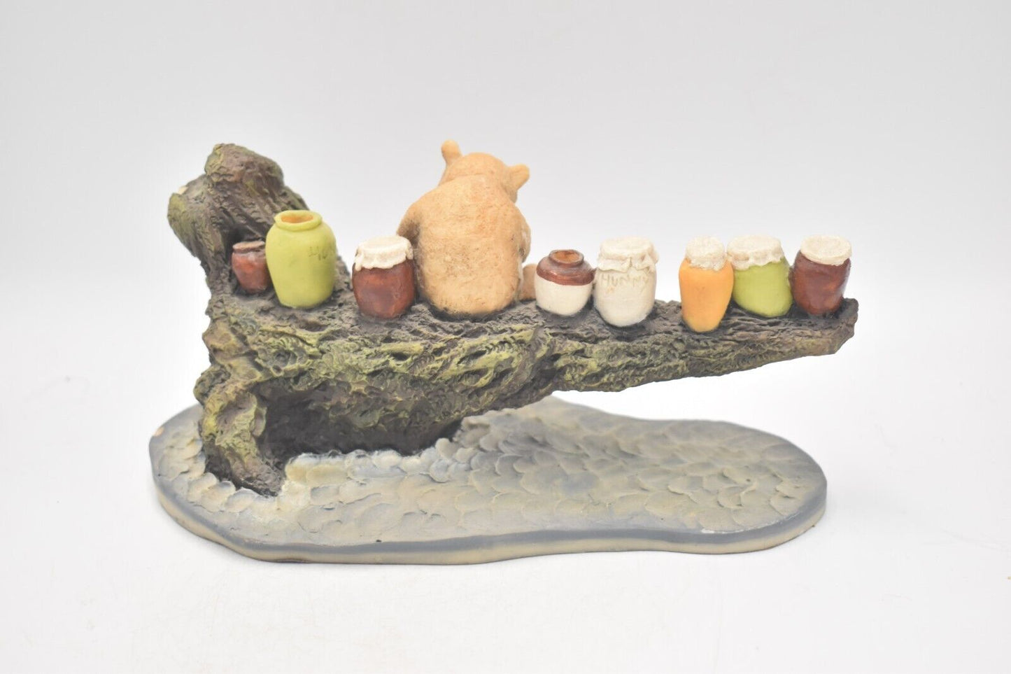 Arden Sculptures Winnie The Pooh W260 Figurine Ornament