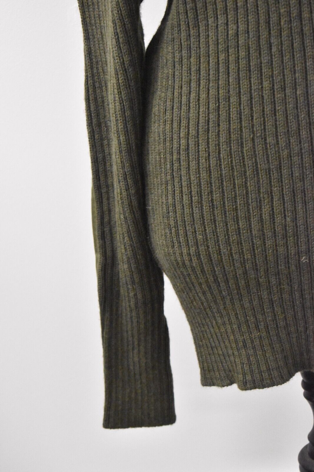 British Army Olive Green Wool Jumper Pullover Thermal Jersey - Size 100cm, Grade