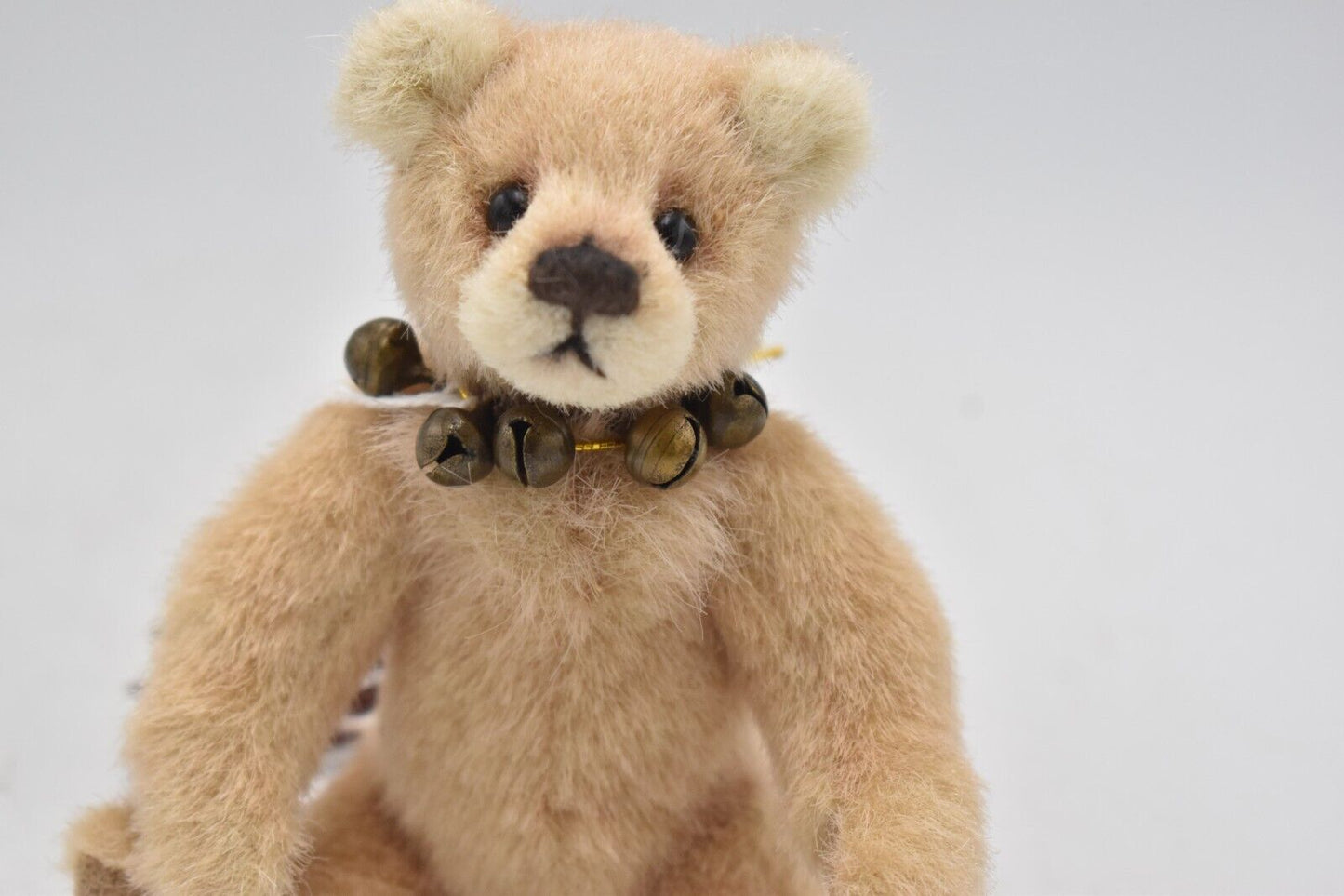 Charlie Bears Bear-illiant – Retired & Tagged – Isabelle Lee Design