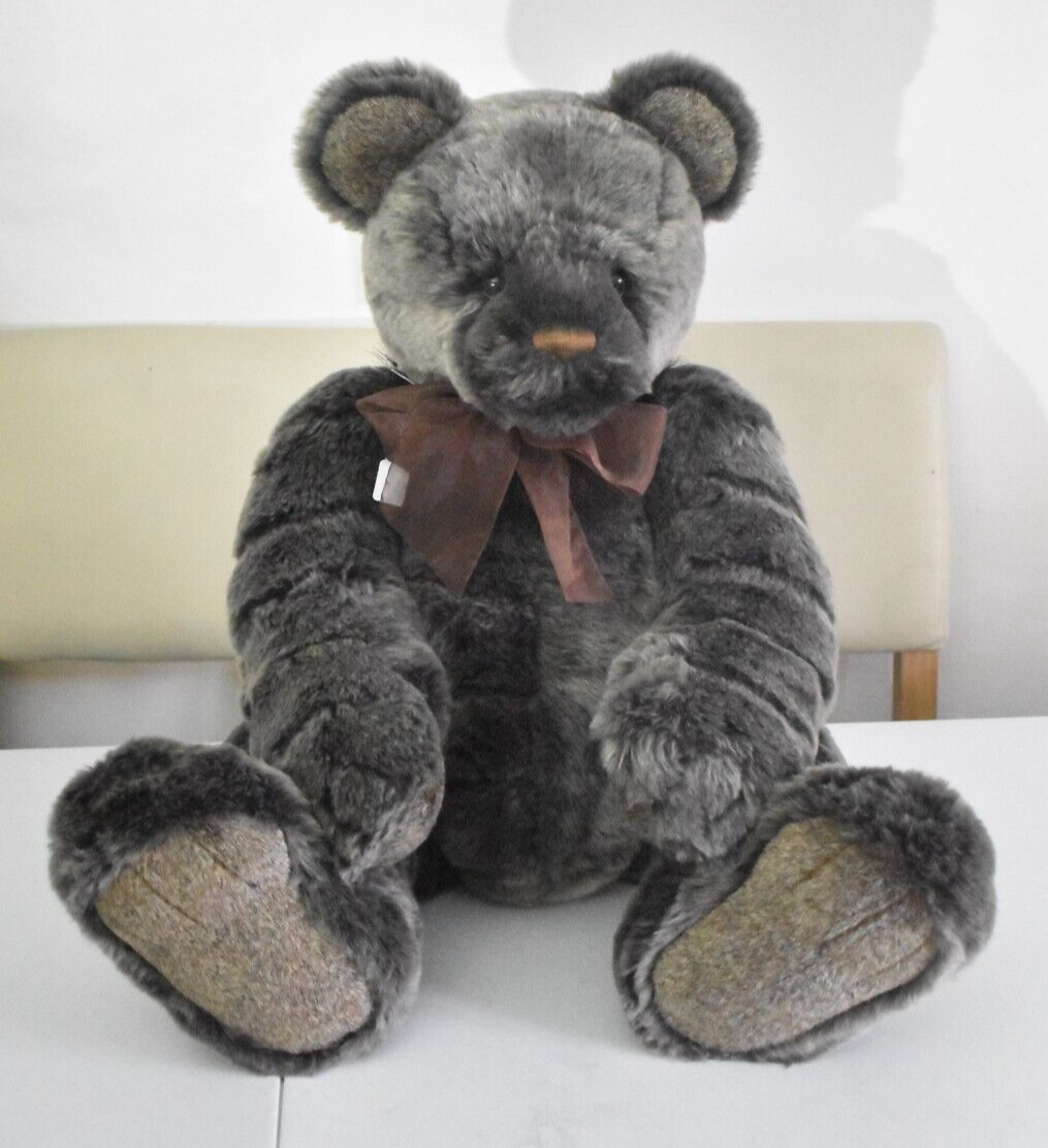 Charlie Bears Hugsley Limited Edition Retired Isabelle Lee Designed