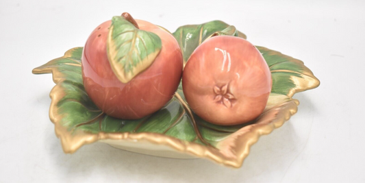 Vintage Fitz & Floyd Renaissance Apple and Pear Salt and Pepper Shakers – Ceramic