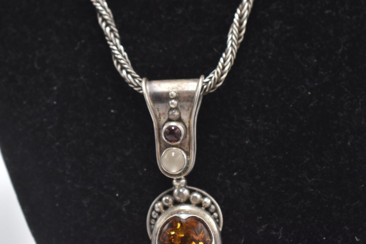 Vintage Surati Sterling Silver 925 Necklace with Amber Stone in Silver Setting