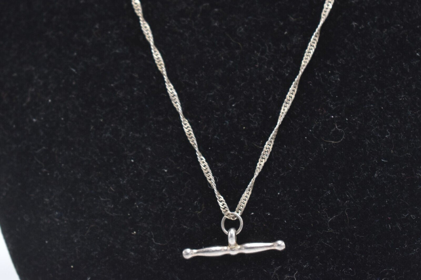 Vintage Sterling Silver 925 Necklace and Pendant 23.5cm