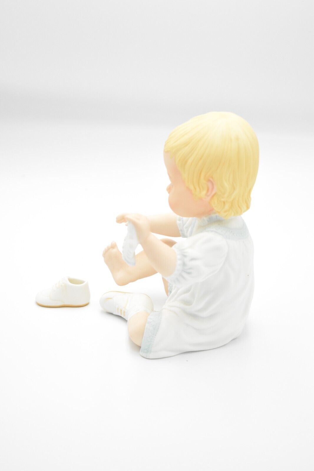 Lenox Baby Book Collection Baby's First Shoes 1990 Figurine Statue Ornament