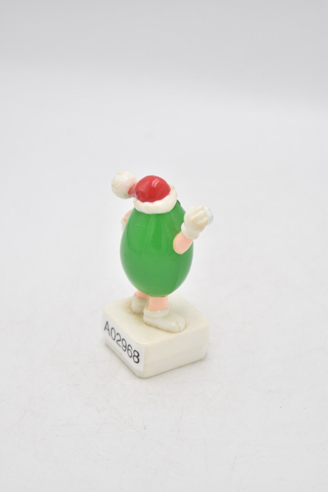 M&M's Green Peanut Character Snowball Throwing Cake Topper 1992