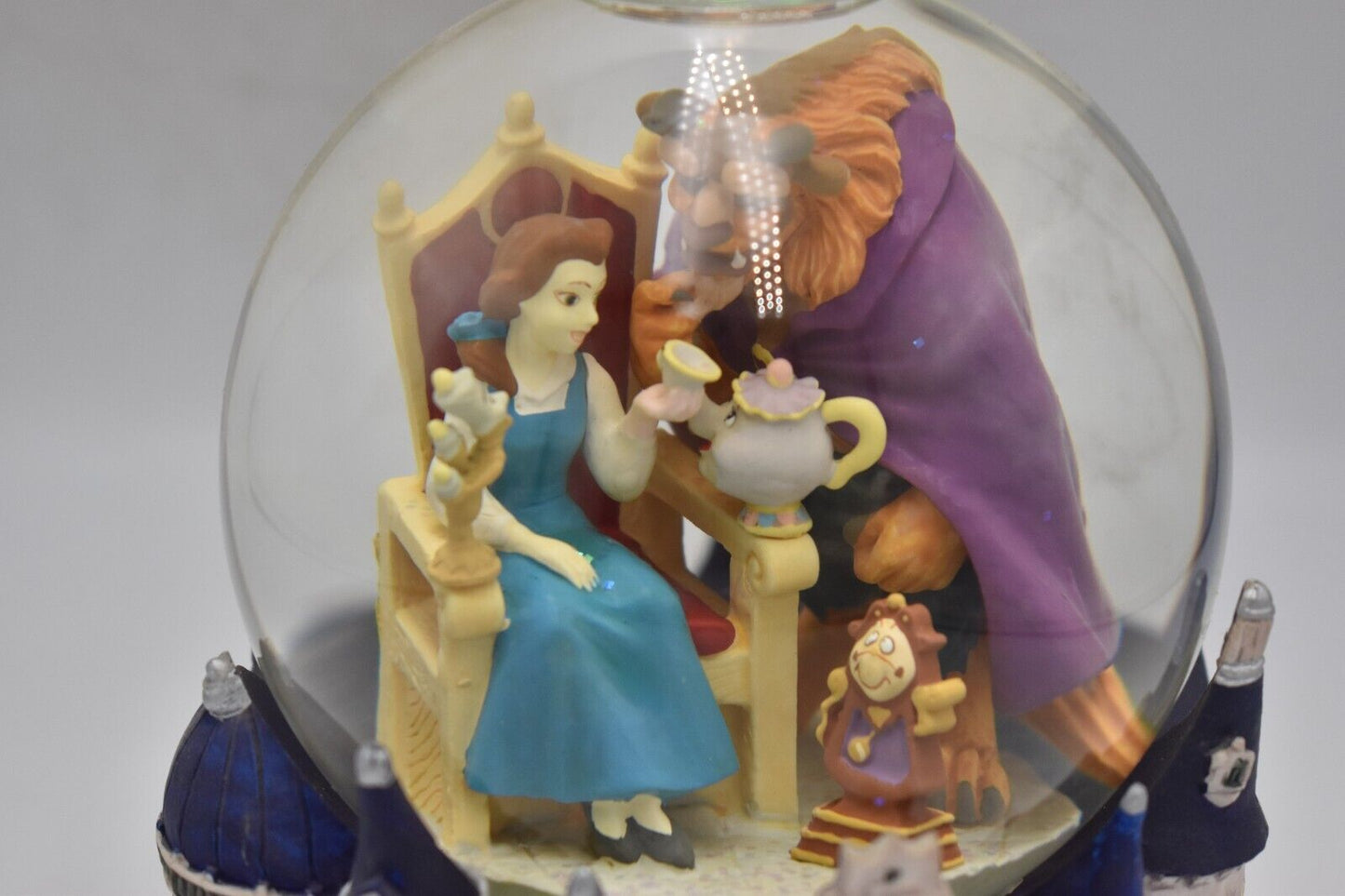 Disney Beauty and the Beast Musical Snow Globe – Enchanted Castle