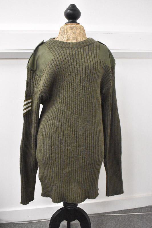 British Army Olive Green Wool Jumper – Royal Artillery Pullover, 40" Chest