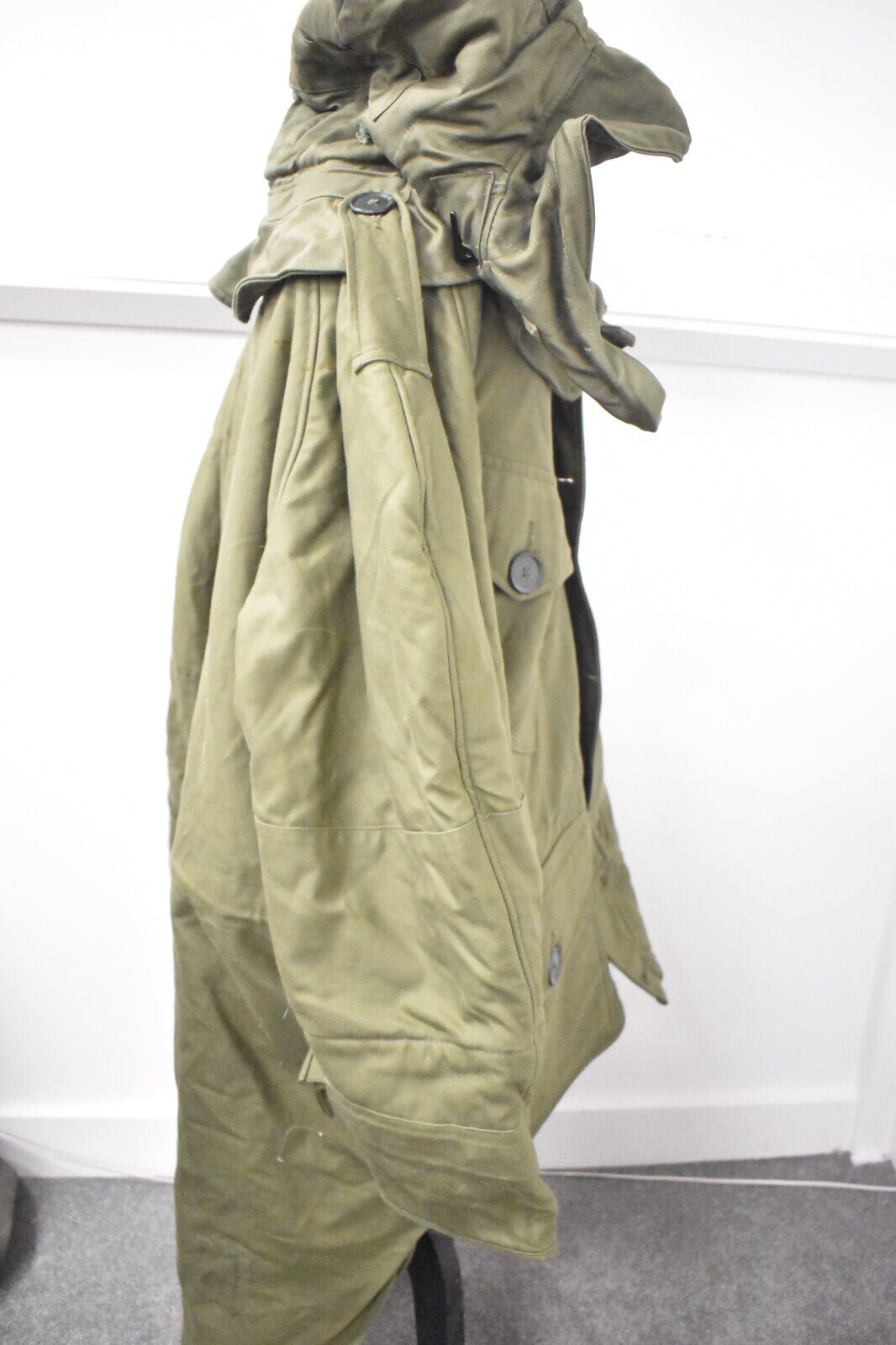 Vintage British Army Middle Parka Coat - 50" Chest, Military Surplus