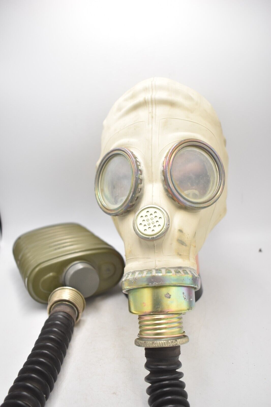 USSR Soviet Military Russian Gas Mask SHM-41 Size 2 Bag, Hose and Cannister