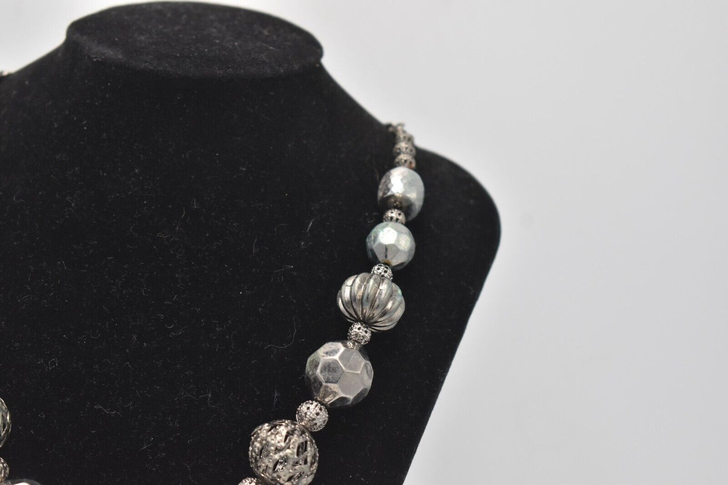 Vintage Retro Oversized Grey & Silver Tone Beaded Necklace Costume Jewellery