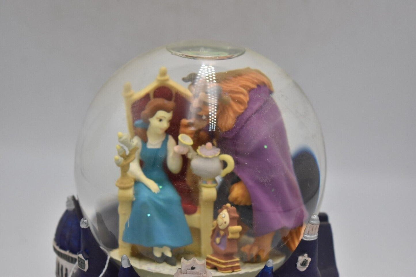 Disney Beauty and the Beast Musical Snow Globe – Enchanted Castle