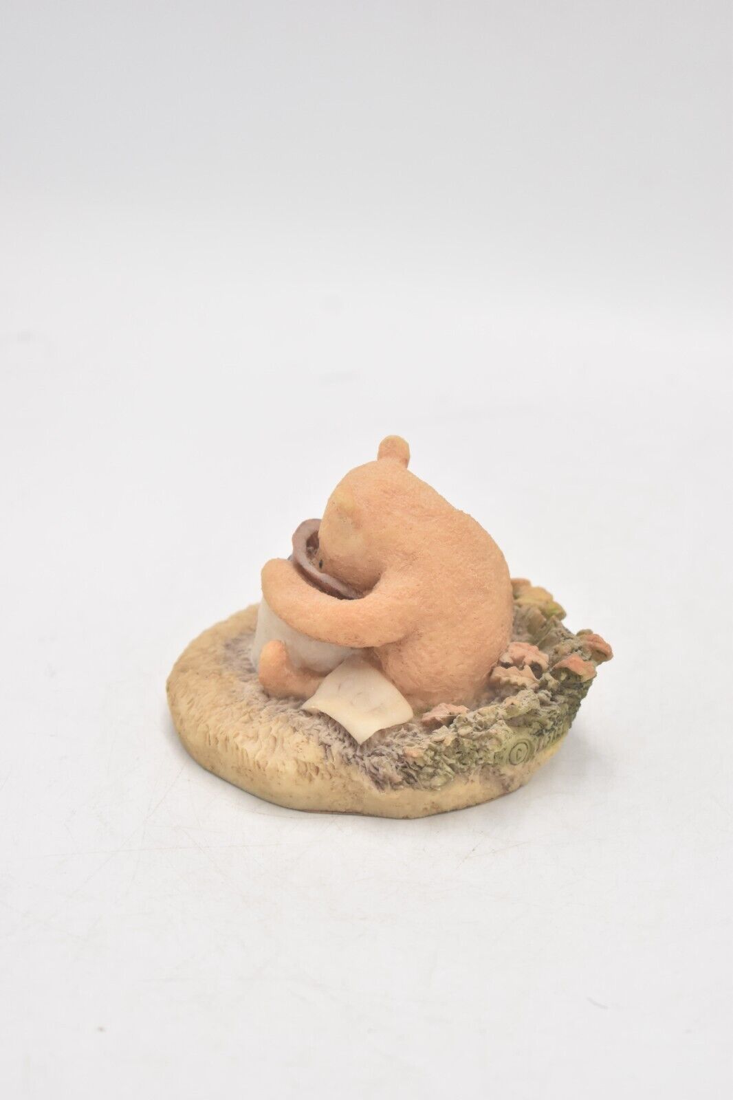 Arden Sculptures Winnie The Pooh W122 Figurine Ornament