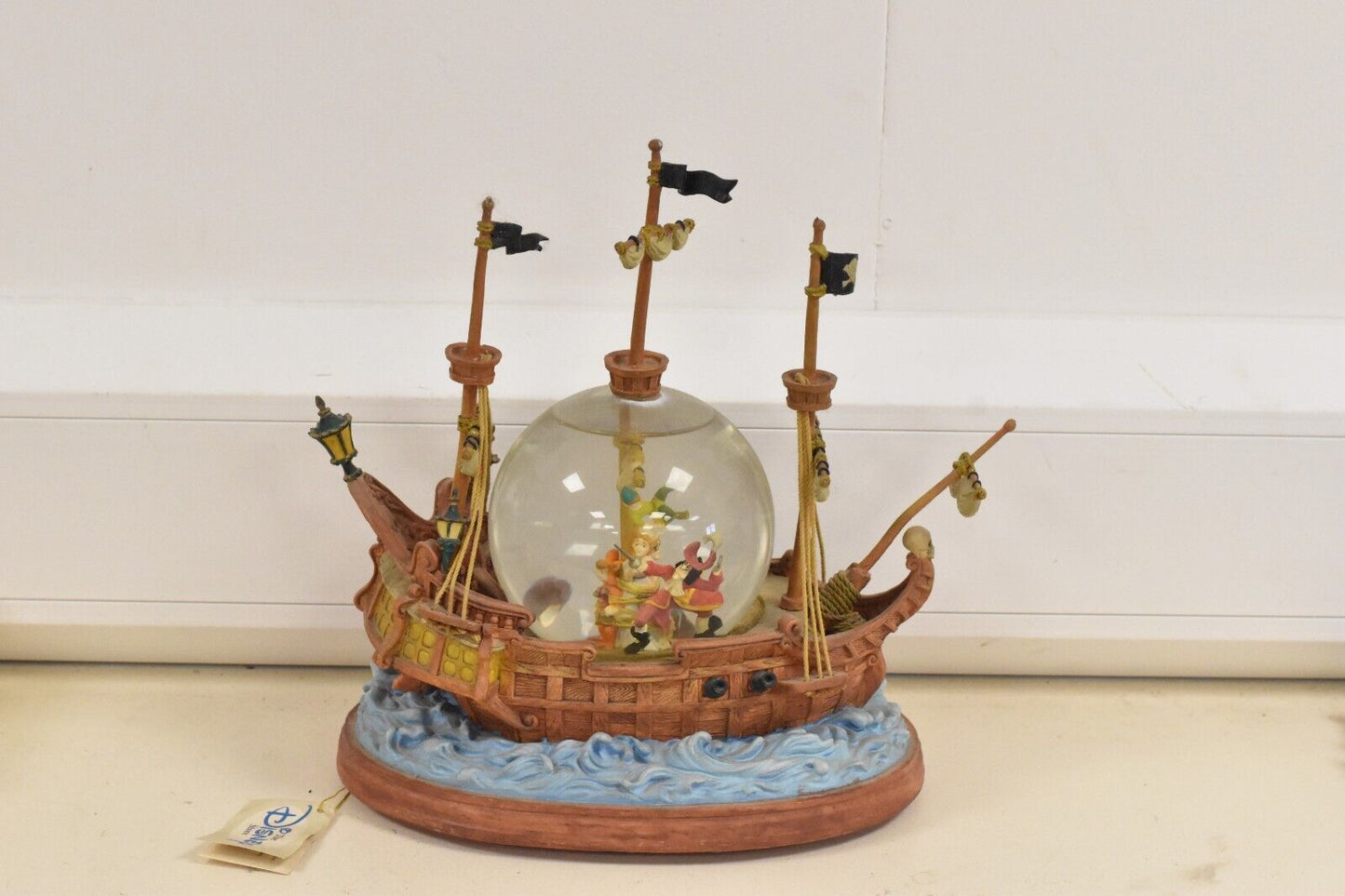 Disney "You Can Fly" Peter Pan & Captain Hook Pirate Ship Musical Snow Globe