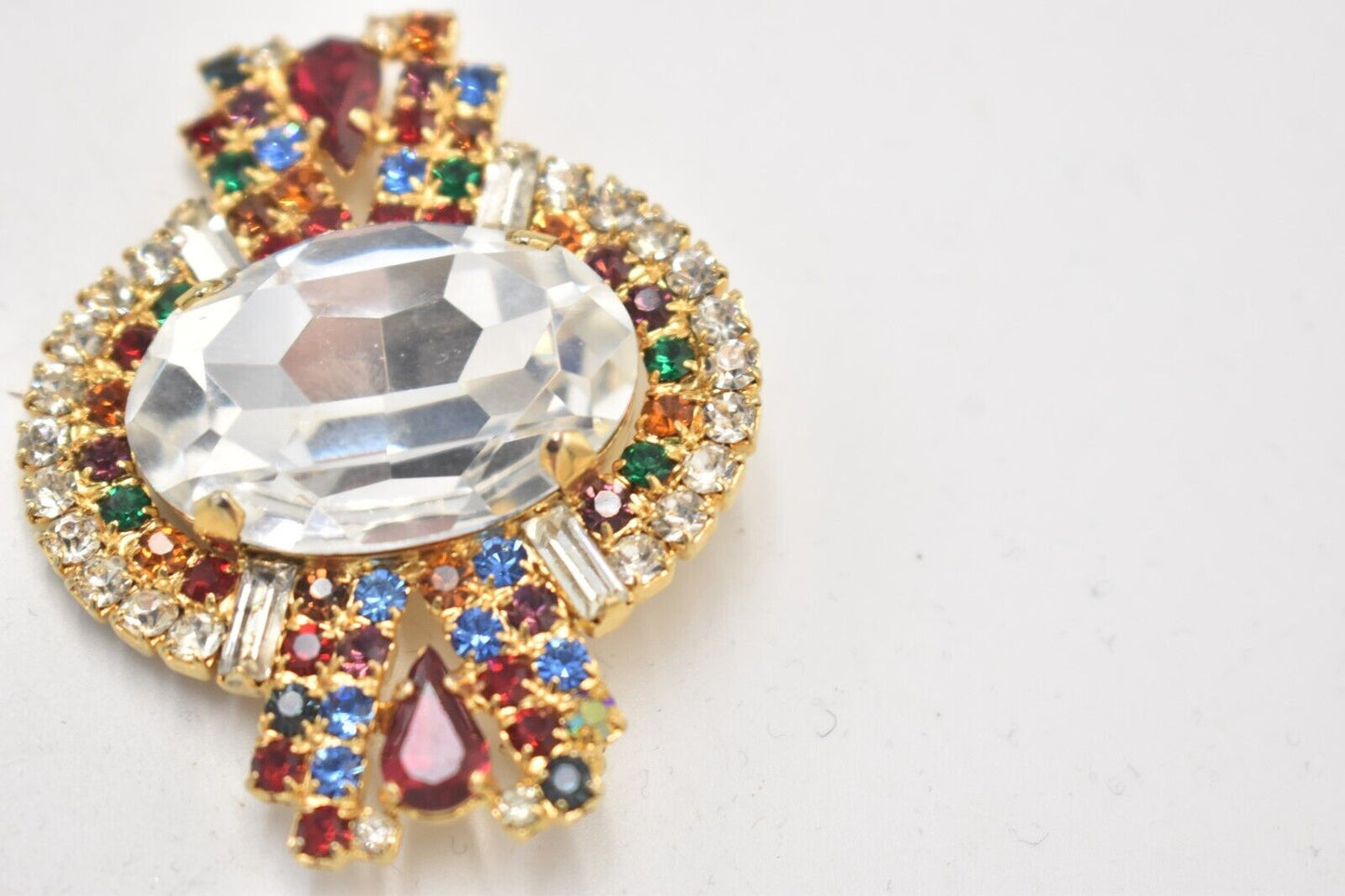 Vintage Brooch Gold Tone Rhinestone Ladies Brooch Women's Brooch