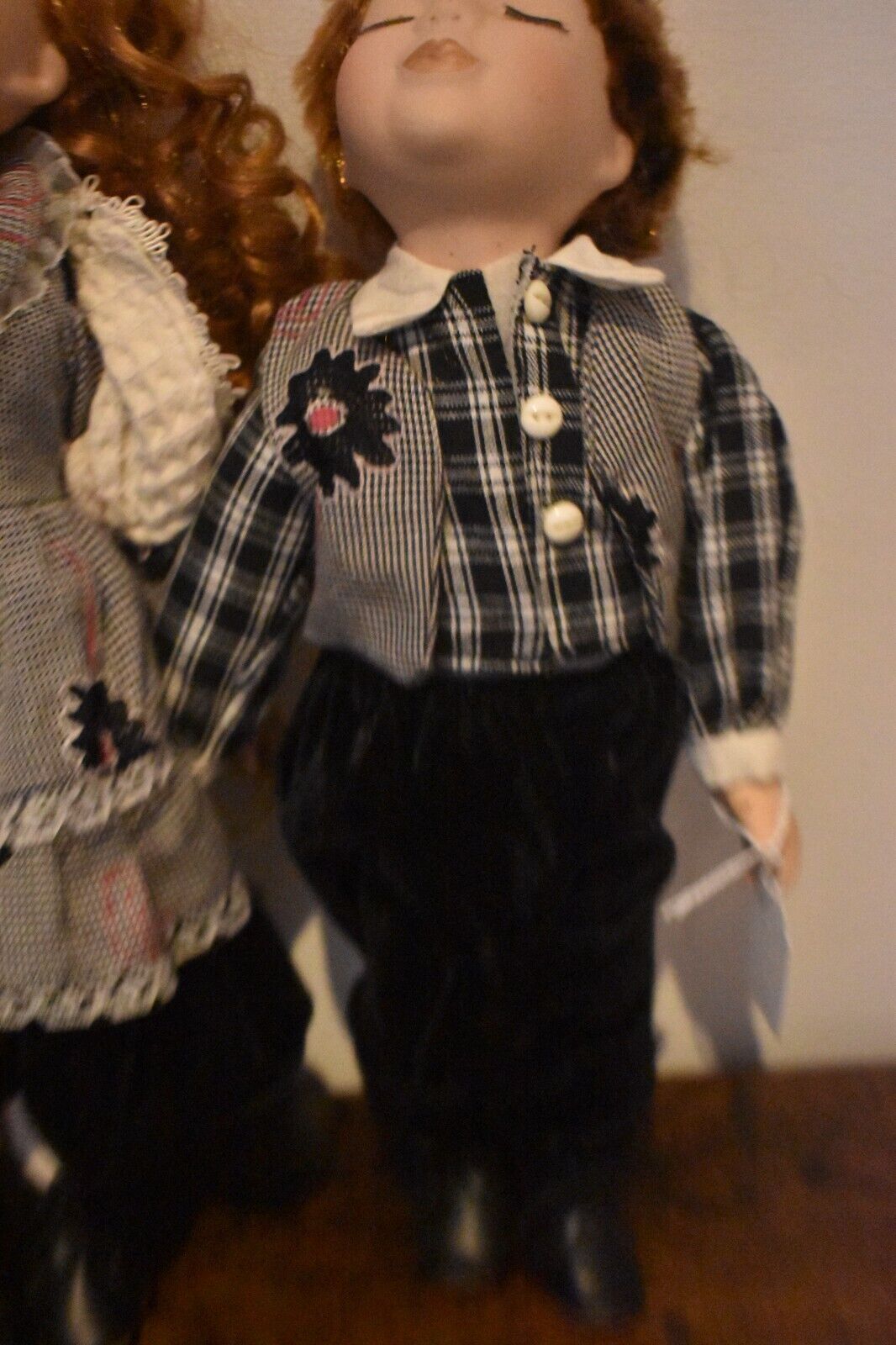 Vintage Genuine Porcelain Dolls Lisa and Jack Kissing Dolls Retired & Tagged