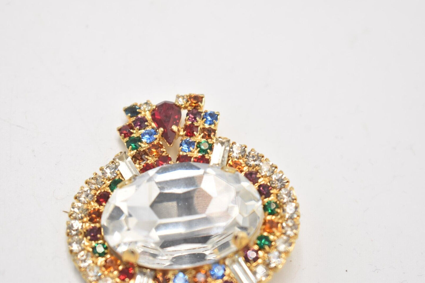 Vintage Brooch Gold Tone Rhinestone Ladies Brooch Women's Brooch