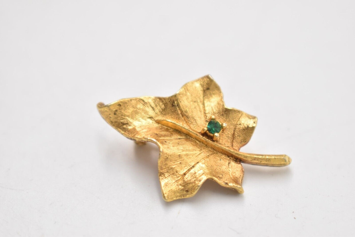 Vintage 14ct Gold Plated Leaf with Green Elbaite Stone Brooch