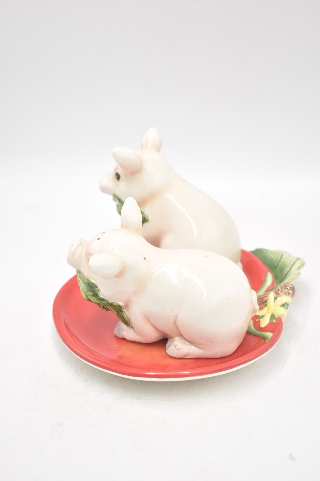 Vintage Fitz and Floyd French Market Pig Salt & Pepper Shakers with Tomato Tray