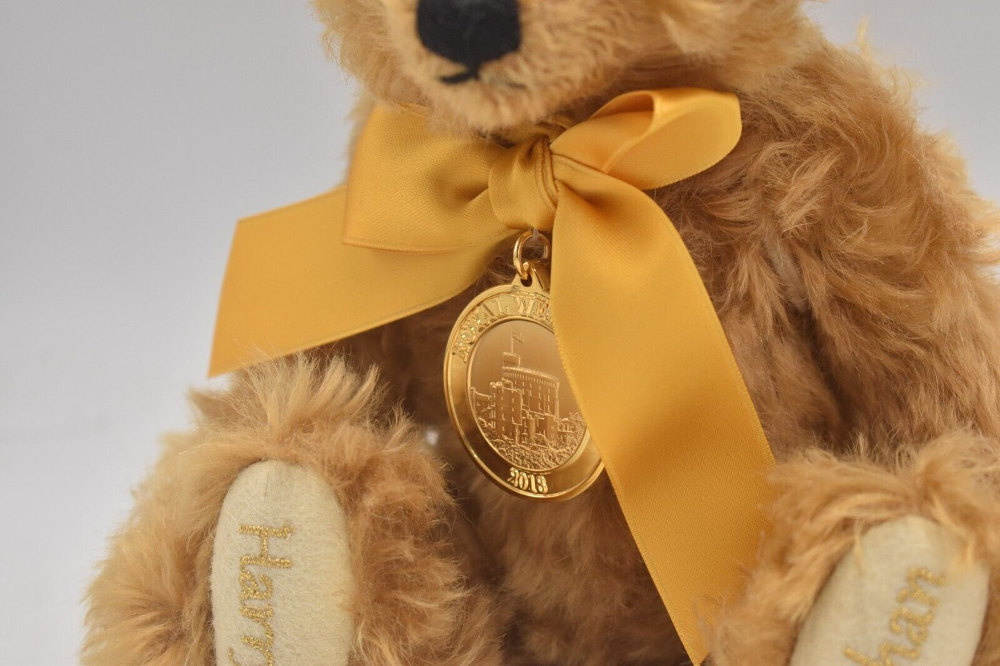 Steiff Harry & Meghan Royal Wedding Bear 690464 – Limited Edition – Retired