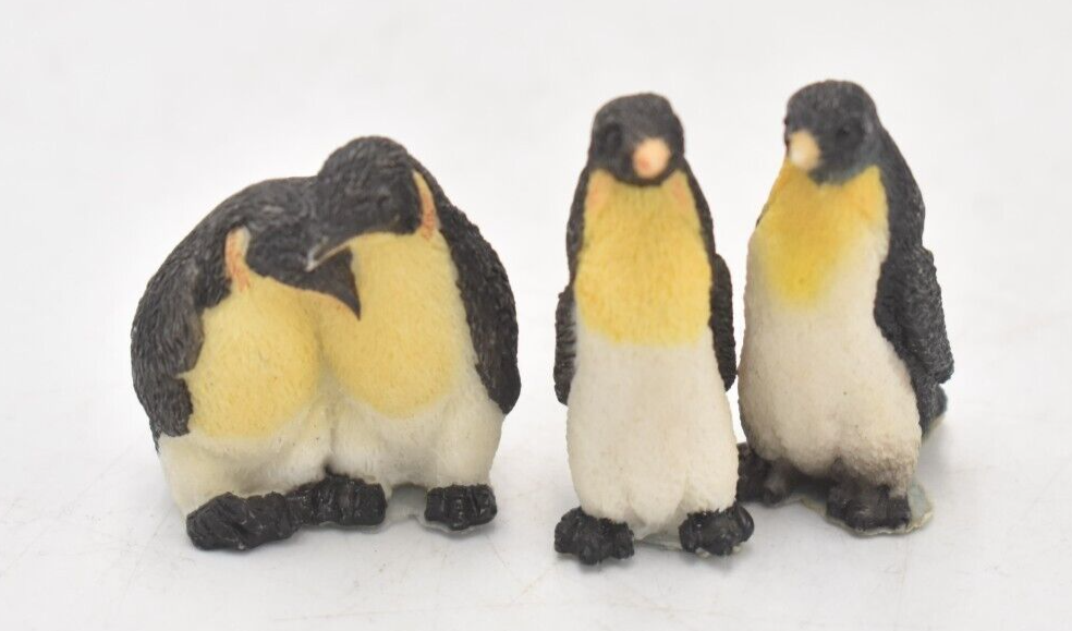 Vintage Penguin Family Figurines Statue Ornaments