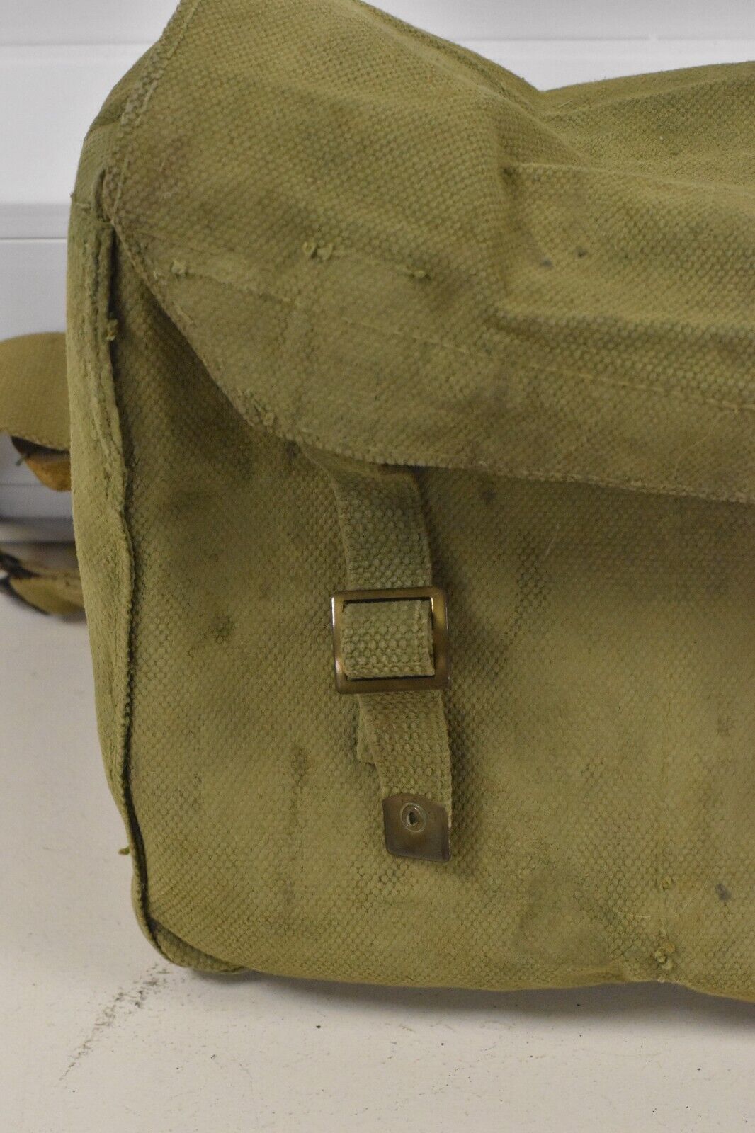 WW2 British Army 1937 Pattern Small Pack – 1940 Dated – FBG Maker – With Straps