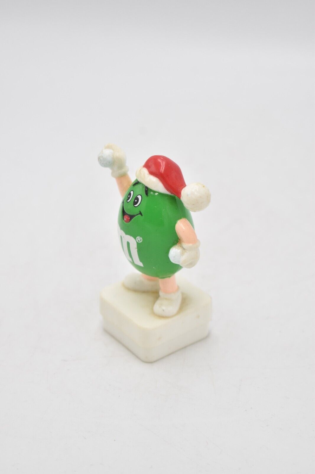 M&M's Green Peanut Character Snowball Throwing Cake Topper 1992