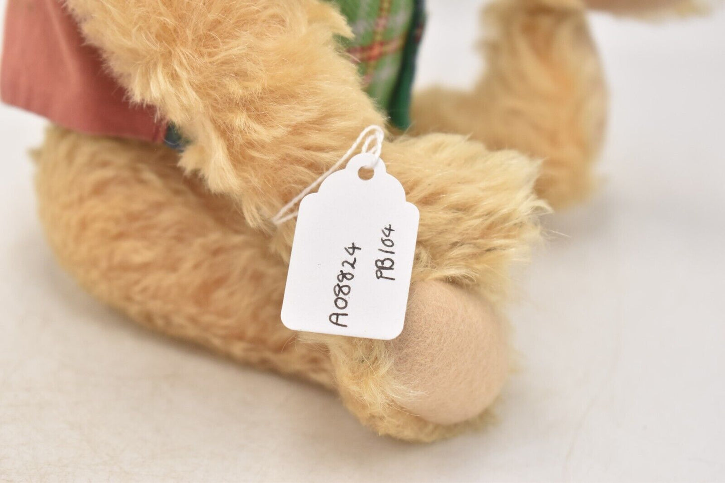 Steiff The Flying Scotsman Teddy Bear 004230 – Retired, Golden Mohair, Fully Joi