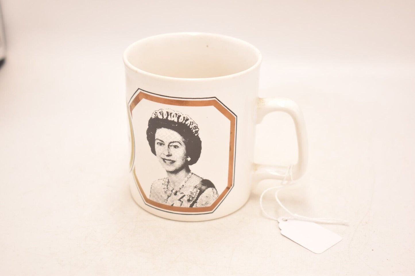 Vintage Staffordshire Potteries Silver Jubilee Queen Elizabeth Mug 1977