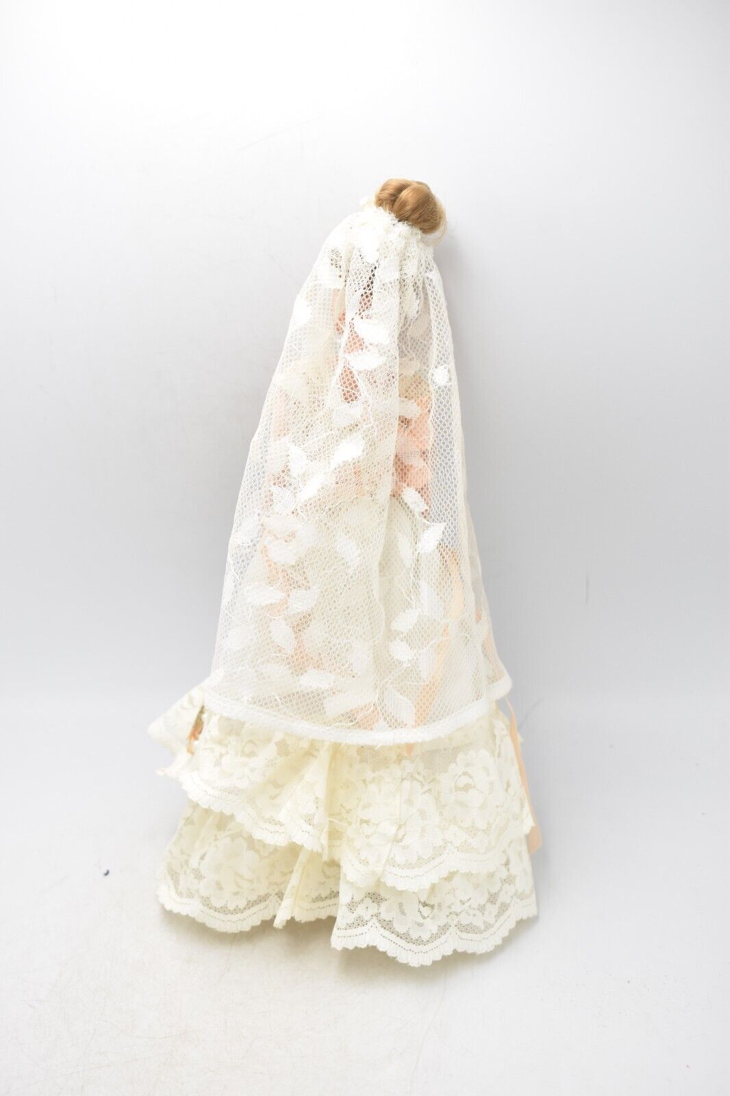 Vintage 1979 Mattel Barbie Doll - Wedding Gown - 30cm Collectible