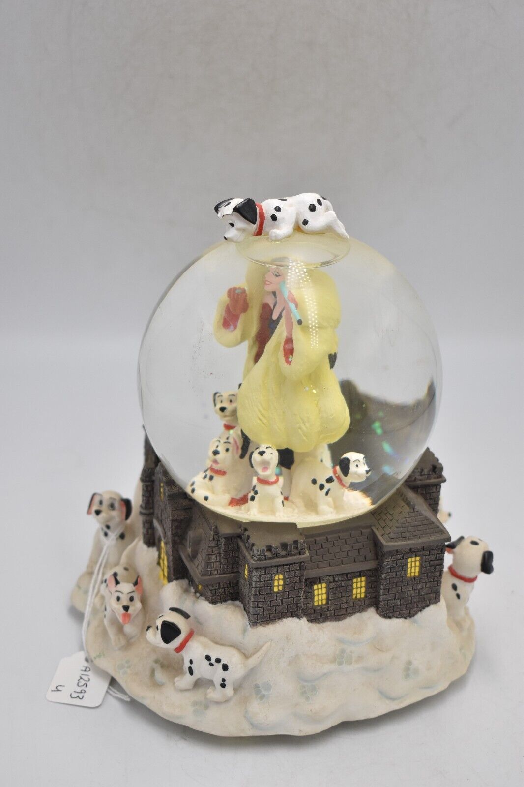 Disney 101 Dalmatians Cruella de Vil Musical Snow Globe