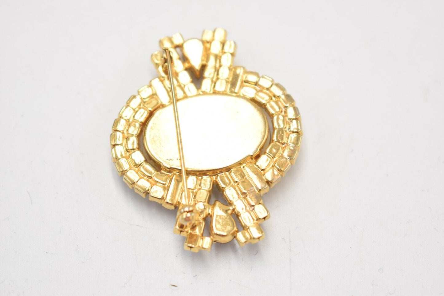 Vintage Brooch Gold Tone Rhinestone Ladies Brooch Women's Brooch