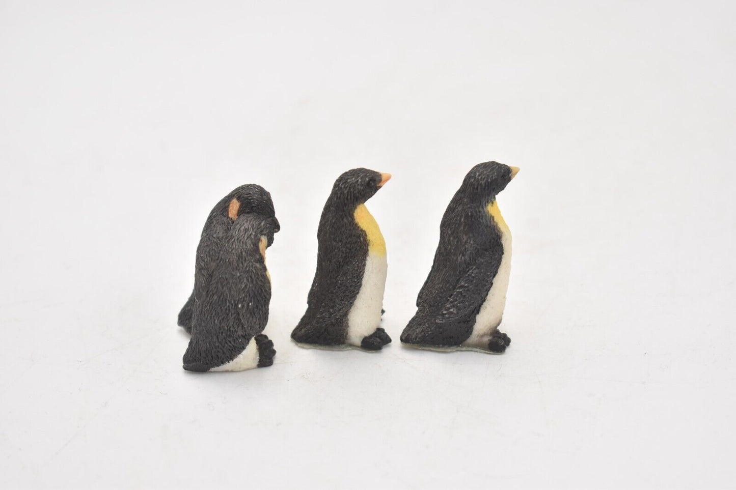 Vintage Penguin Family Figurines Statue Ornaments