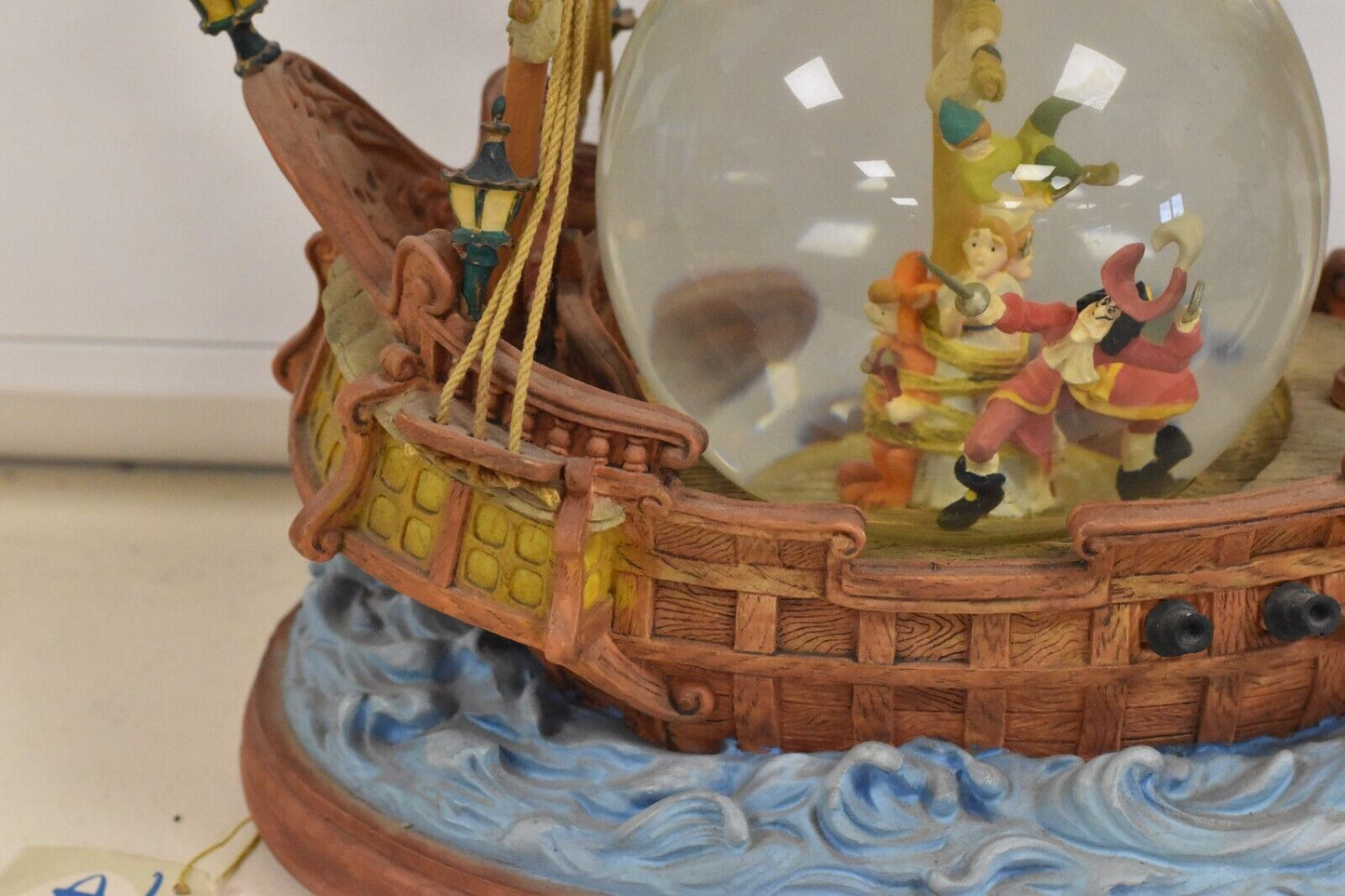 Disney "You Can Fly" Peter Pan & Captain Hook Pirate Ship Musical Snow Globe