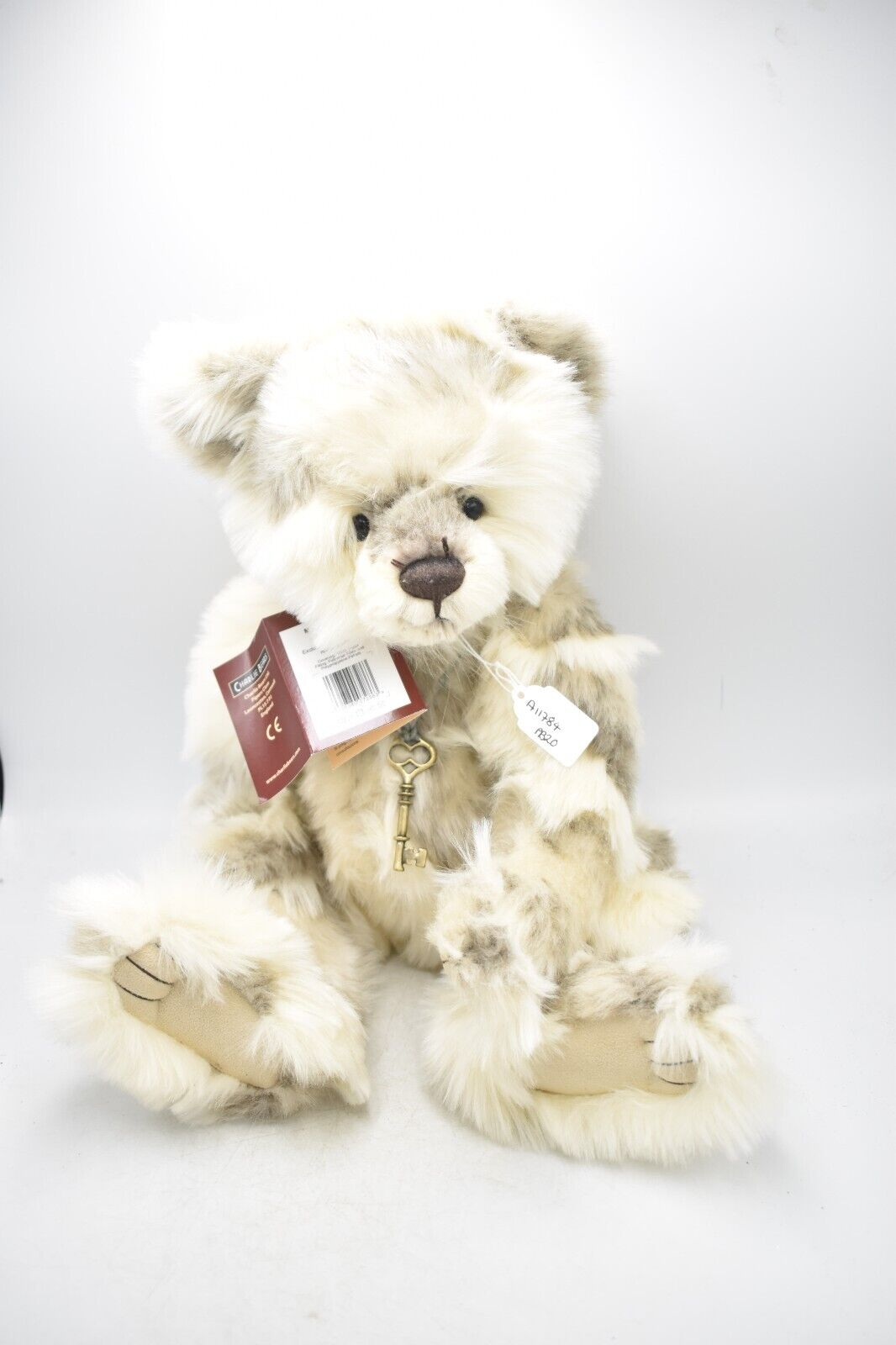 Charlie Bears Marshmallow Retired & Tagged Isabelle Lee Designed