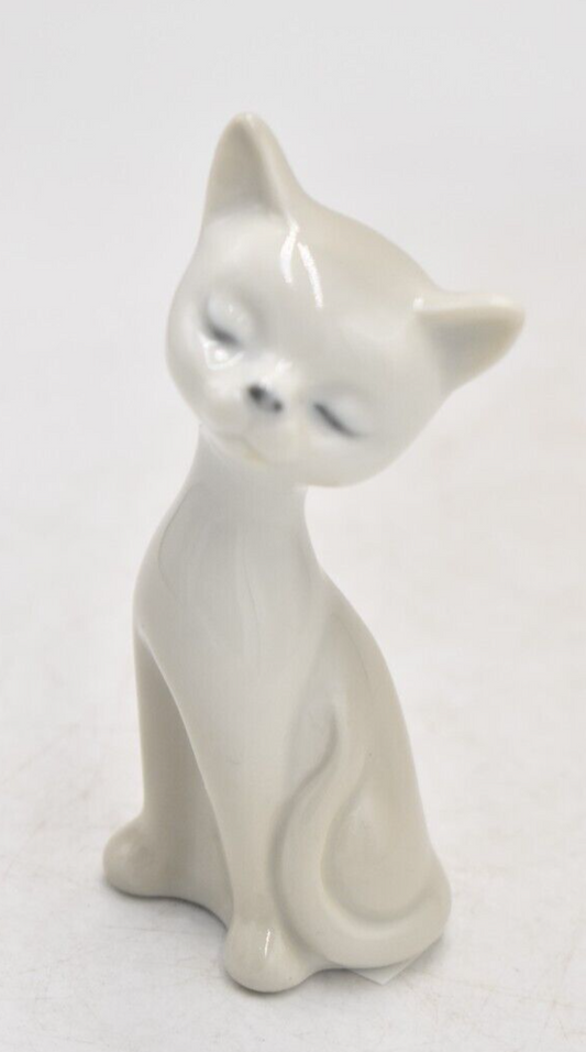 Vintage Grey Cat Sleeping Figurine Statue Ornament