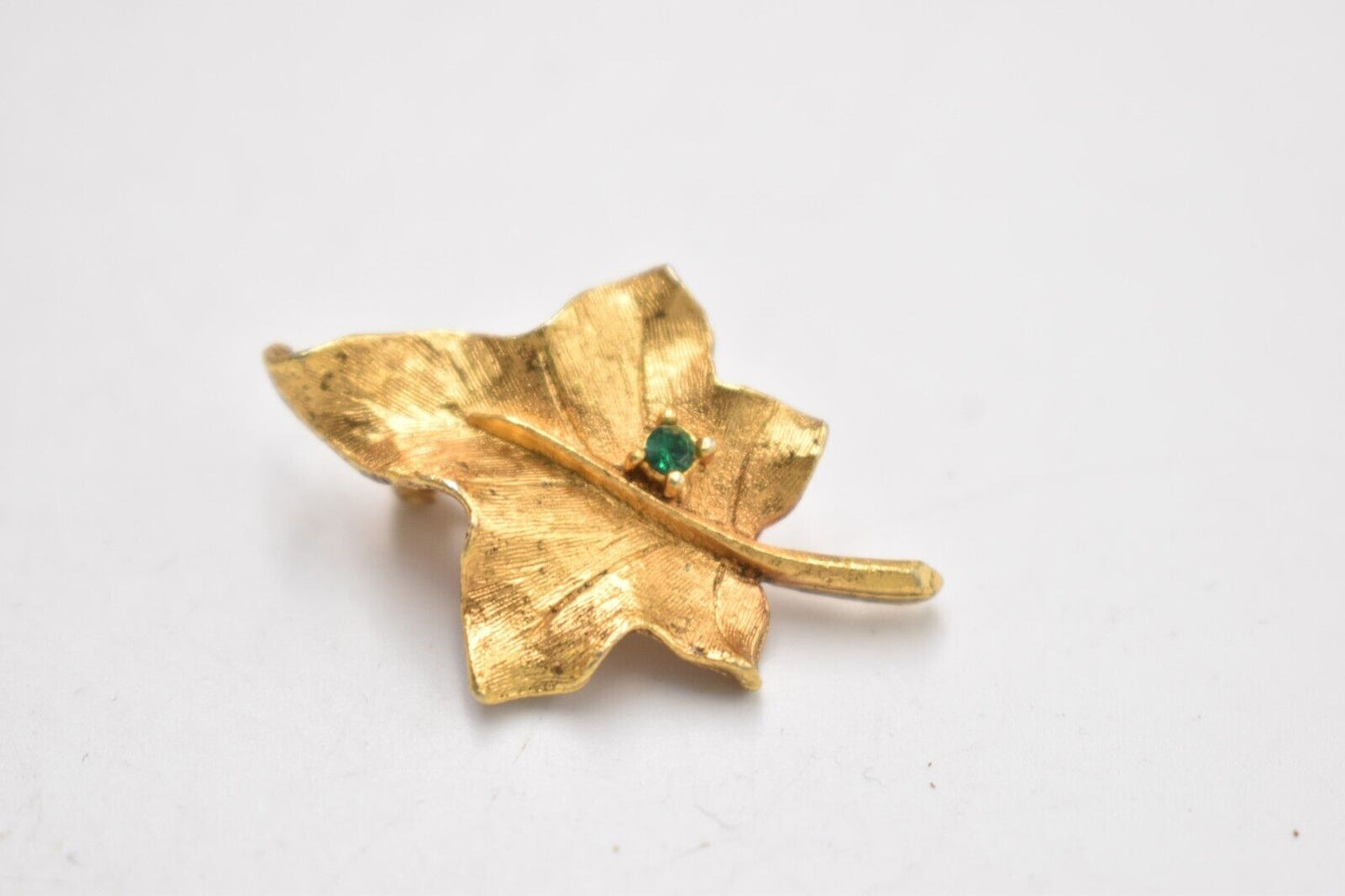 Vintage 14ct Gold Plated Leaf with Green Elbaite Stone Brooch