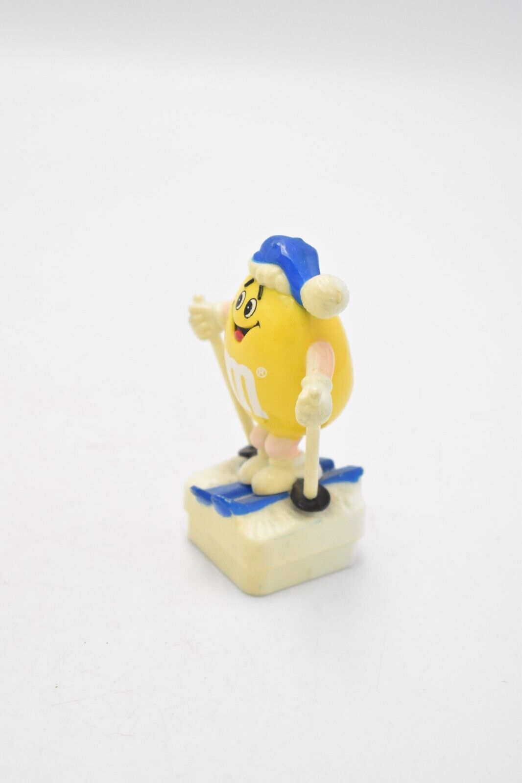 M&M's Yellow Character Skier Cake Topper 1993