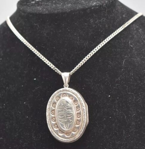 Vintage Sterling Silver 925 Oval Locket Pendant Necklace – 52cm Chain – Hallmark