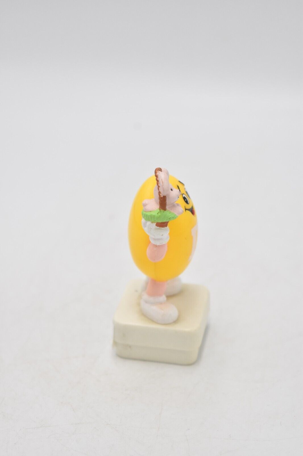 M&M's Yellow Peanut Character Easter Cake Topper 1992