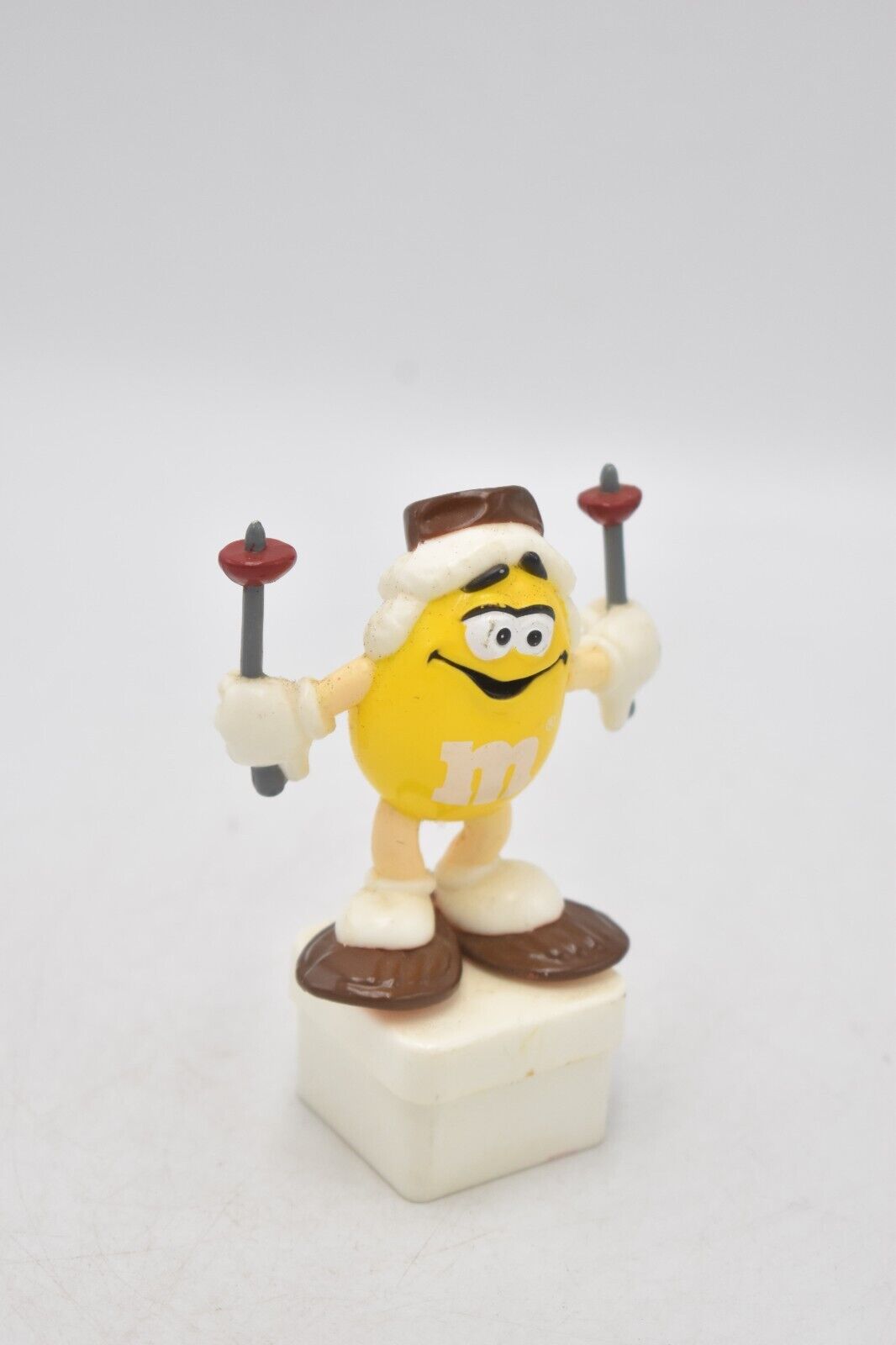 M&M's Yellow Character Snow Shoe Cake Topper