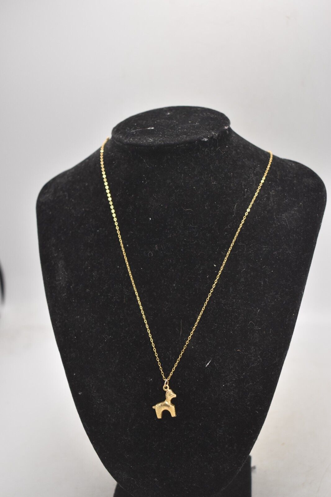 Vintage 9ct Yellow Gold Poodle Dog Pendant Necklace 46cm - Hallmarked