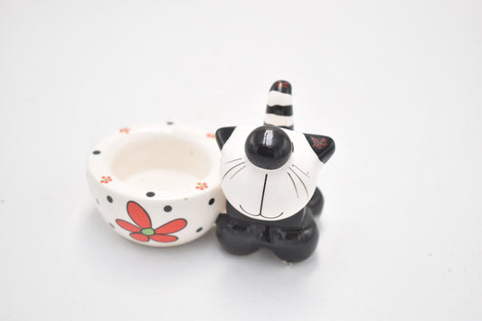 Vintage Ceramic Novelty Cat Egg Cup