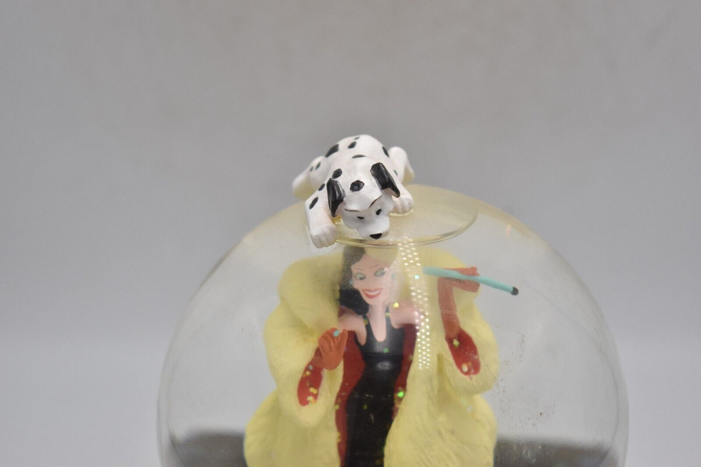 Disney 101 Dalmatians Cruella de Vil Musical Snow Globe