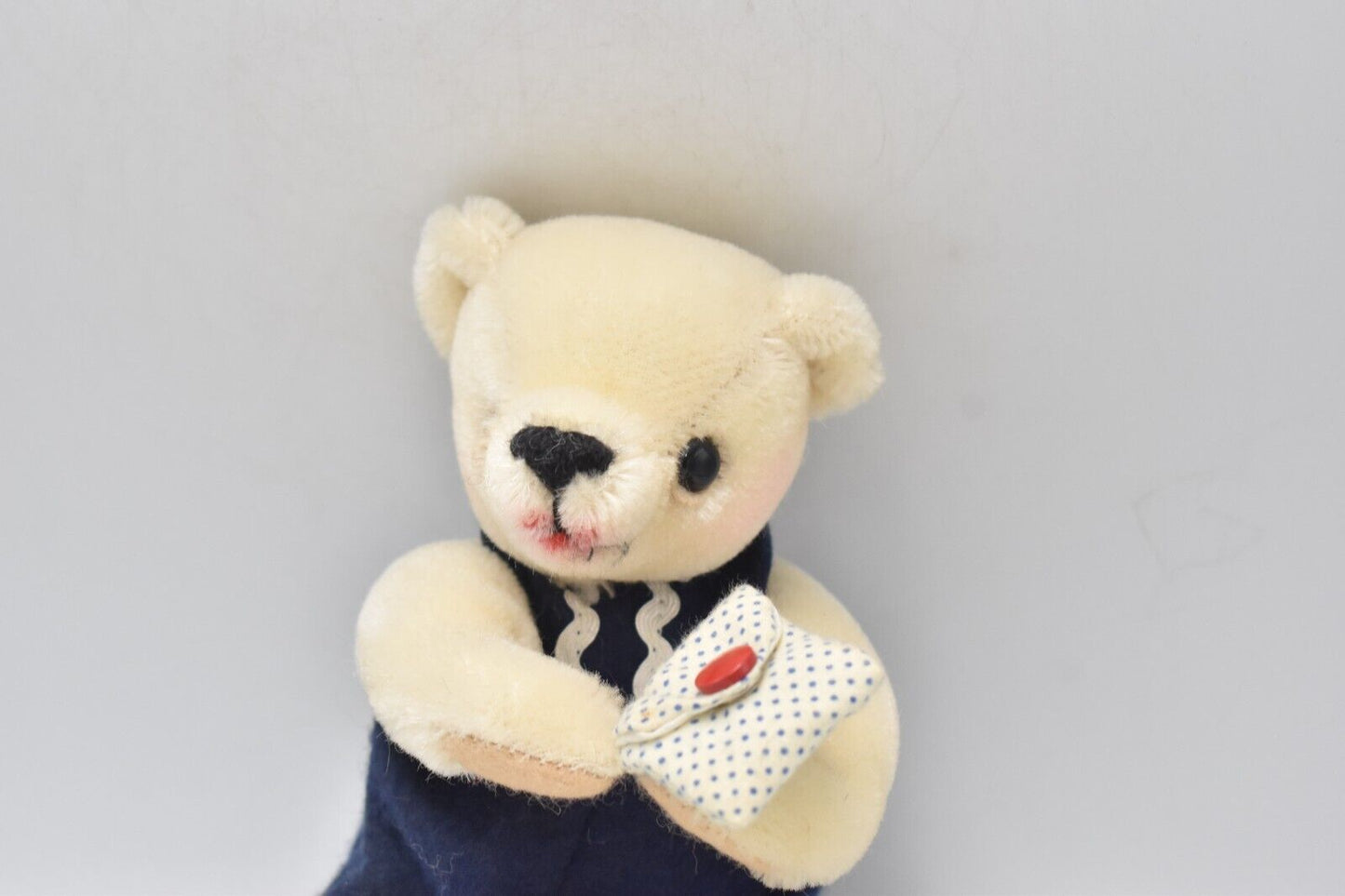 Merrythought Sealed with a Kiss Mohair Teddy Bear – Limited Edition