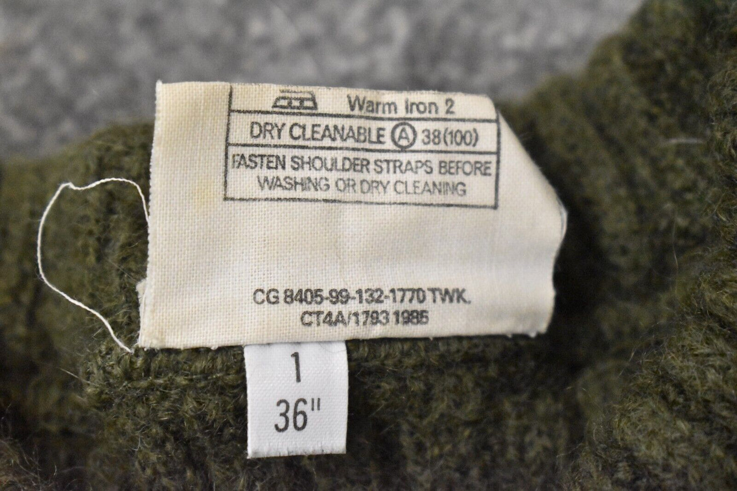 British Army Olive Green Wool Jumper Pullover Thermal Jersey Size 36"