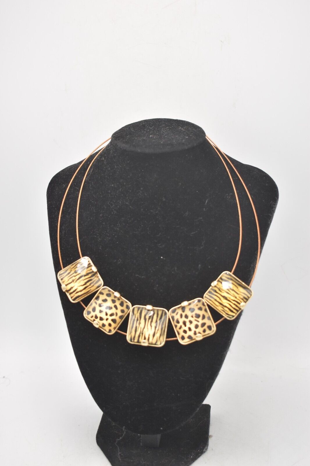 Vintage Retro Choker Necklace with Animal Print Pendants Costume Jewellery